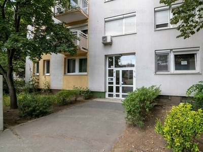 Eladó panel lakás - XXI. kerület, Kossuth Lajos utca