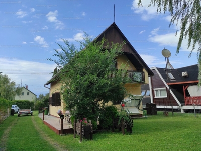 Eladó üdülőházas nyaraló - Balatonberény, Somogy megye