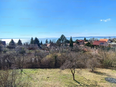 Eladó üdülőövezeti telek - Balatonakarattya, Szent István utca 78.