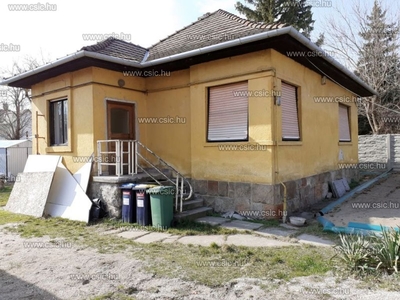 Eladó újszerű állapotú ház - Budapest III. kerület