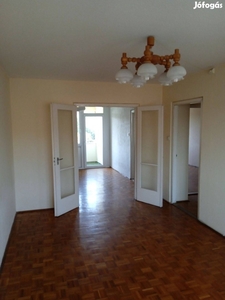 III. kerületi(Óbuda) 65nm-es, 3 szobás lakás azonnal költözhető - III. kerület, Budapest - Lakás