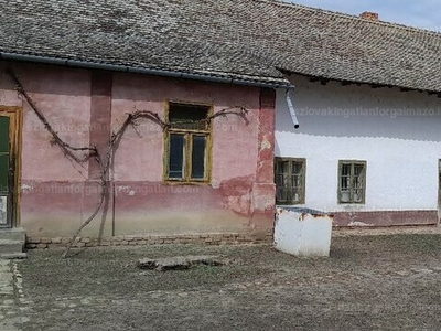 Eladó családi ház - Csongrád, Heringertelep