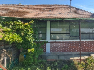 Eladó családi ház - Németkér, Solymár Ferenc utca 10.
