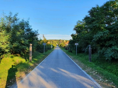 Eladó családi ház - Tésa, Sport utca