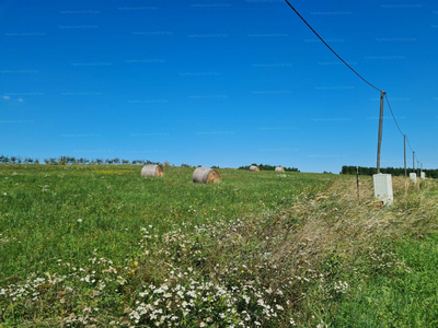 Eladó lakóövezeti telek - Kőszegszerdahely, Szombathelyi utca