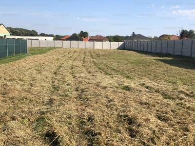 Eladó lakóövezeti telek - Nagybajcs, Győr-Moson-Sopron megye