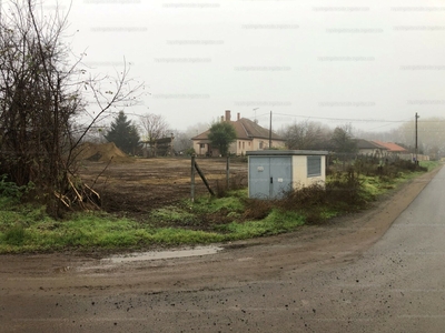 Eladó lakóövezeti telek - Nyíregyháza, Felhő utca