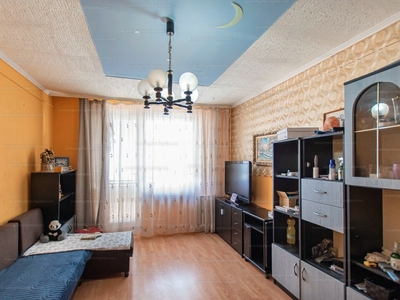 Eladó panel lakás - Miskolc, Gesztenyés utca
