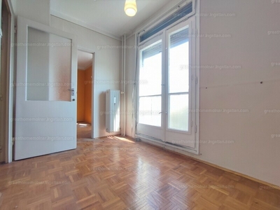 Eladó panel lakás - Pécs, Magyar Lajos utca