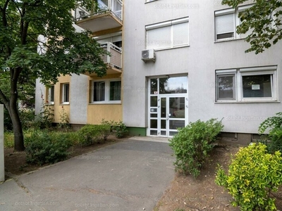 Eladó panel lakás - XXI. kerület, Csepel-Szabótelep