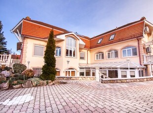 Eladó hotel Hajdúszoboszló, Debreceni u