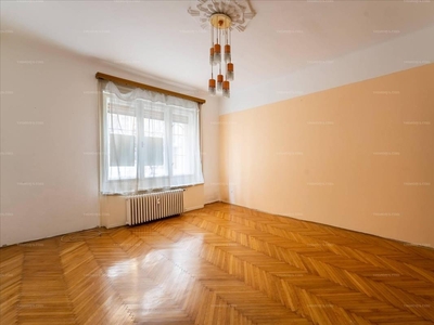 Eladó felújítandó lakás - Budapest XIII. kerület