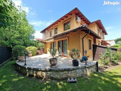 Eladó ház - Dunakeszi