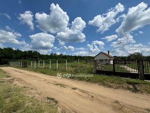 Eladó telek Debrecen