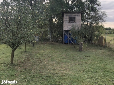 Fürj dűlőben kert eladó