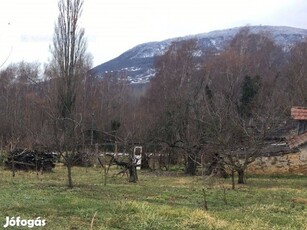 Badacsonyörsön belterületi, megosztható telek eladó