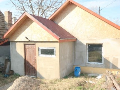 Eladó Ház, Budapest 16 kerület Cinkotán befejezésre váró családi ház