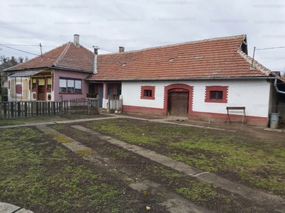Eladó családi ház - Tiszalúc, Széchenyi utca