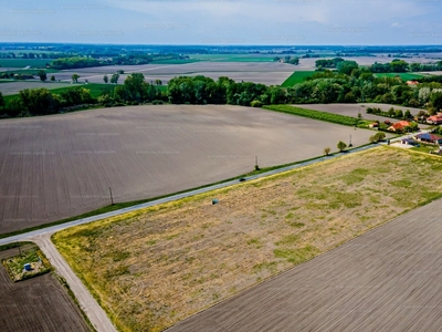 Eladó lakóövezeti telek - Vámosszabadi, Győr-Moson-Sopron megye