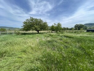 Eladó telek Tapolca