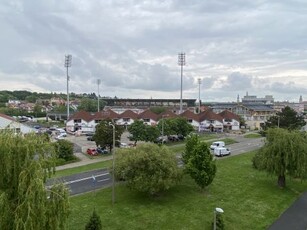 Kiadó Lakás, Győr-Moson-Sopron megye Sopron Jereván lakótelepen, panorámás, 1+1 félszobás lakás KIADÓ!