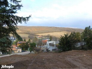 Panorámás építési telek Érd-Parkváros faneves utcájában!