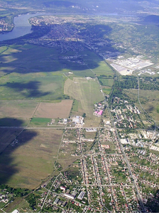 Eladó különleges terület - Esztergom, Esztergomi Repülőtér