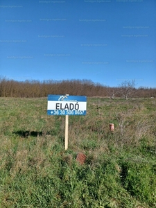 Eladó lakóövezeti telek - Győrszemere, Nagyszentpál