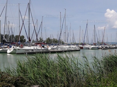 Eladó tégla lakás - Balatonlelle, Hullám utca