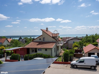 Medencés ház Balatonalmádiban, pazar kert, boros pince! - Balatonalmádi, Veszprém - Ház