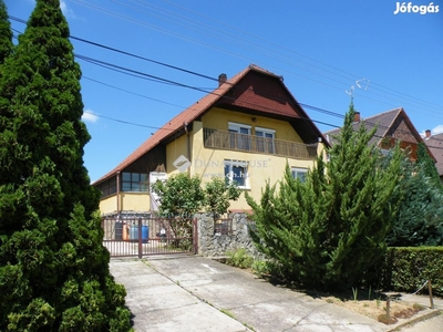 Pécsi 220 nm-es ház eladó - Pécs, Baranya - Ház