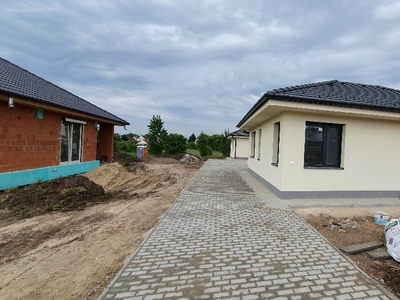 újépítésű, Alsójózsa, Debrecen, ingatlan, ház, 130 m2, 98.700.000 Ft