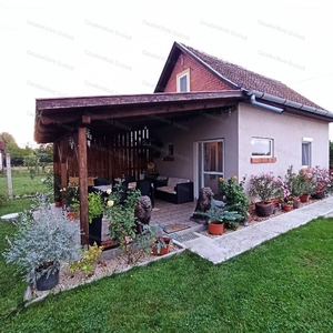 vakota-zug, Mezőtúr, ingatlan, nyaraló, 43 m2, 29.800.000 Ft