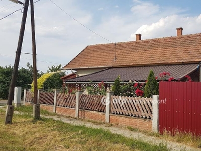 Újszász, ingatlan, ház, 120 m2, 27.500.000 Ft