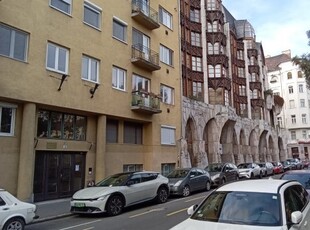 Eladó téglalakás Budapest, I. kerület, 4. emelet