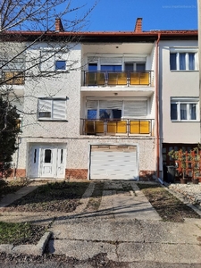 Szekszárd, ingatlan, ház, 202 m2, 36.000.000 Ft