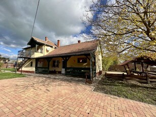 Eladó családi ház Balatonlelle