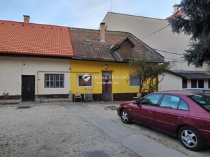 Eladó téglalakás Kecskemét, földszint