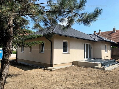 Eladó családi ház - Gödöllő, Pest megye
