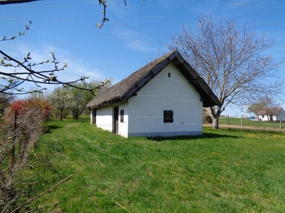 Eladó hétvégi házas nyaraló - Balatonkeresztúr, Somogy megye