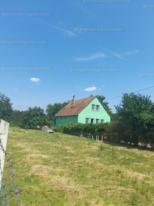 Eladó lakóövezeti telek - Budakalász, Harmat utca