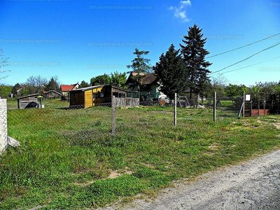 Eladó lakóövezeti telek - Erdőkertes, Nyíres