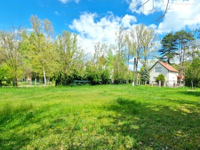 Eladó üdülőövezeti telek - Balatonfenyves, Somogy megye