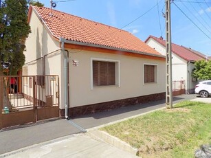 Eladó Ház, Somogy megye Kaposvár Donner legszebb utcájában