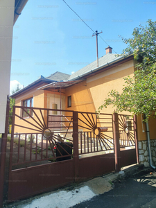 Eladó családi ház - Eger, Radnóti Miklós utca