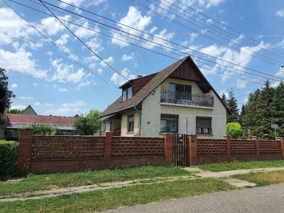 Eladó családi ház - Kozármisleny, Pécsi utca
