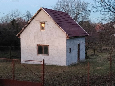 Eladó családi ház - Szeged, Tücsök utca