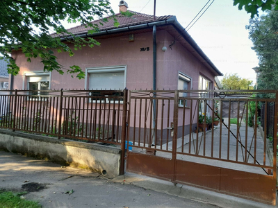 Eladó családi ház - XVIII. kerület, Vasút utca