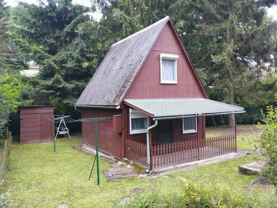 Eladó hétvégi házas nyaraló - Zebegény, József Attila út