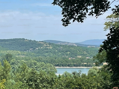 Eladó üdülőövezeti telek - Esztergom, Dunaköz utca 24.